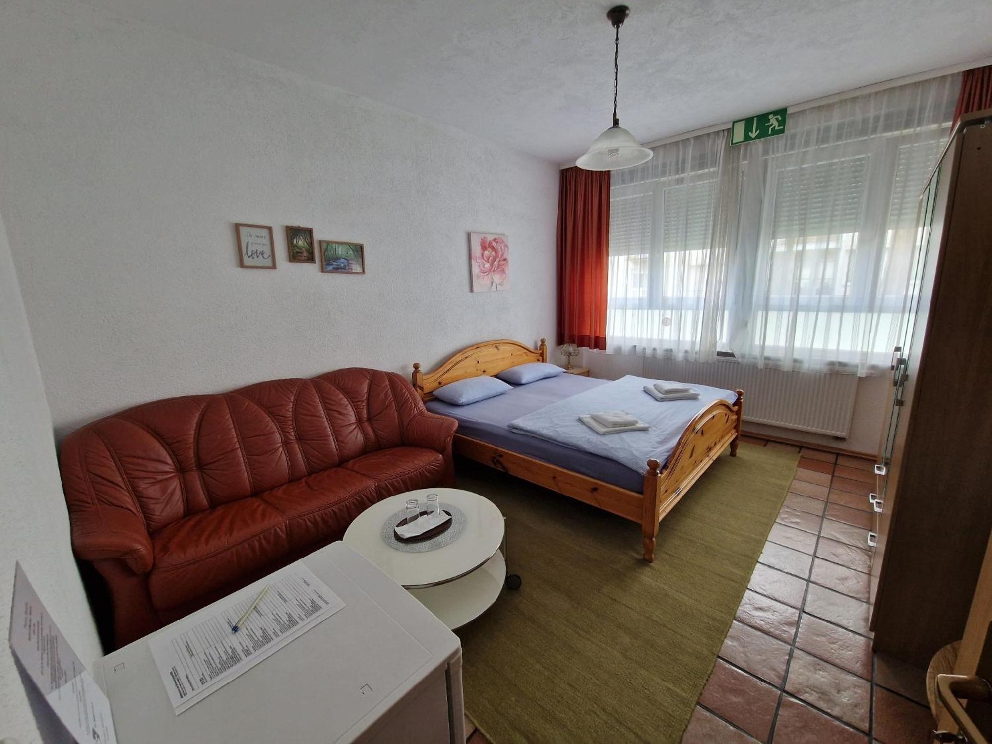 Pension Antalya FDH Kamer foto